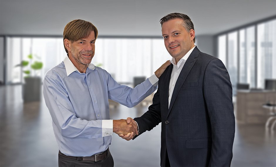 Juergen Staedtler (left) and Stefan Hirte (right), VERMES Microdispensing GmbH Juergen Staedtler (left) and Stefan Hirte (right), VERMES Microdispensing GmbH